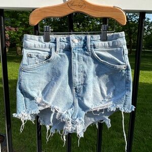 ZARA denim jean shorts Sz 4